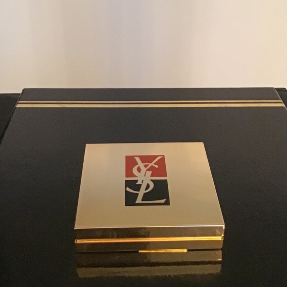 YSL vintage empty eyeshadow logo container (2.5”x2.5” size) - Picture 2 of 5